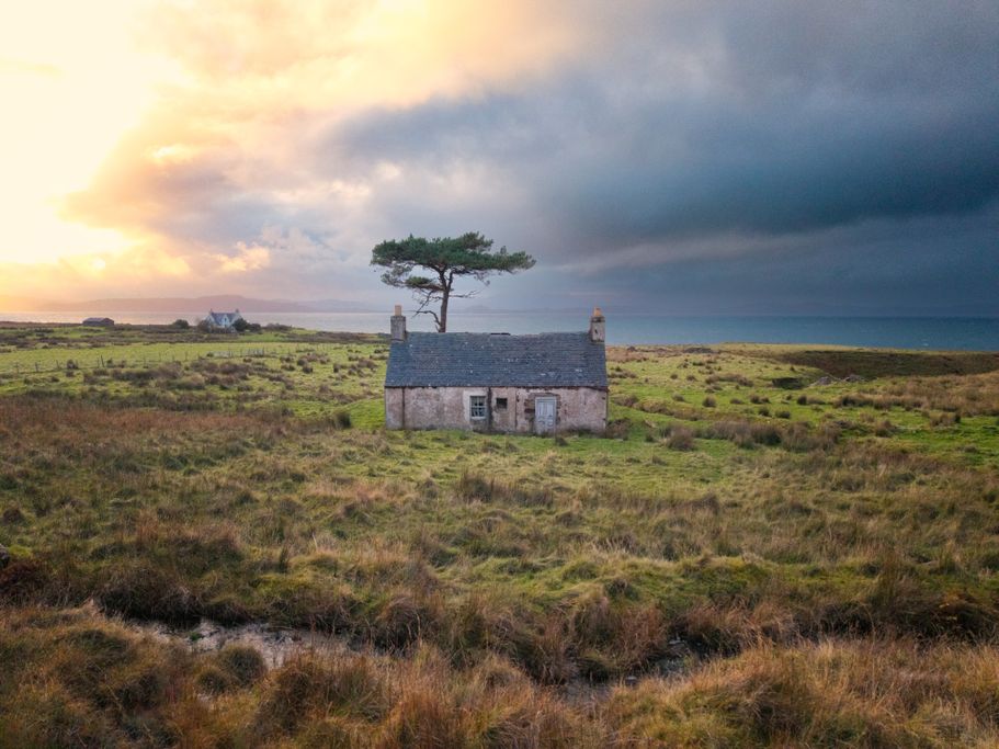Cottage by the Sea 1